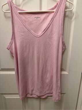Old Navy Light Pink V-Neck Ribbed Tank Top